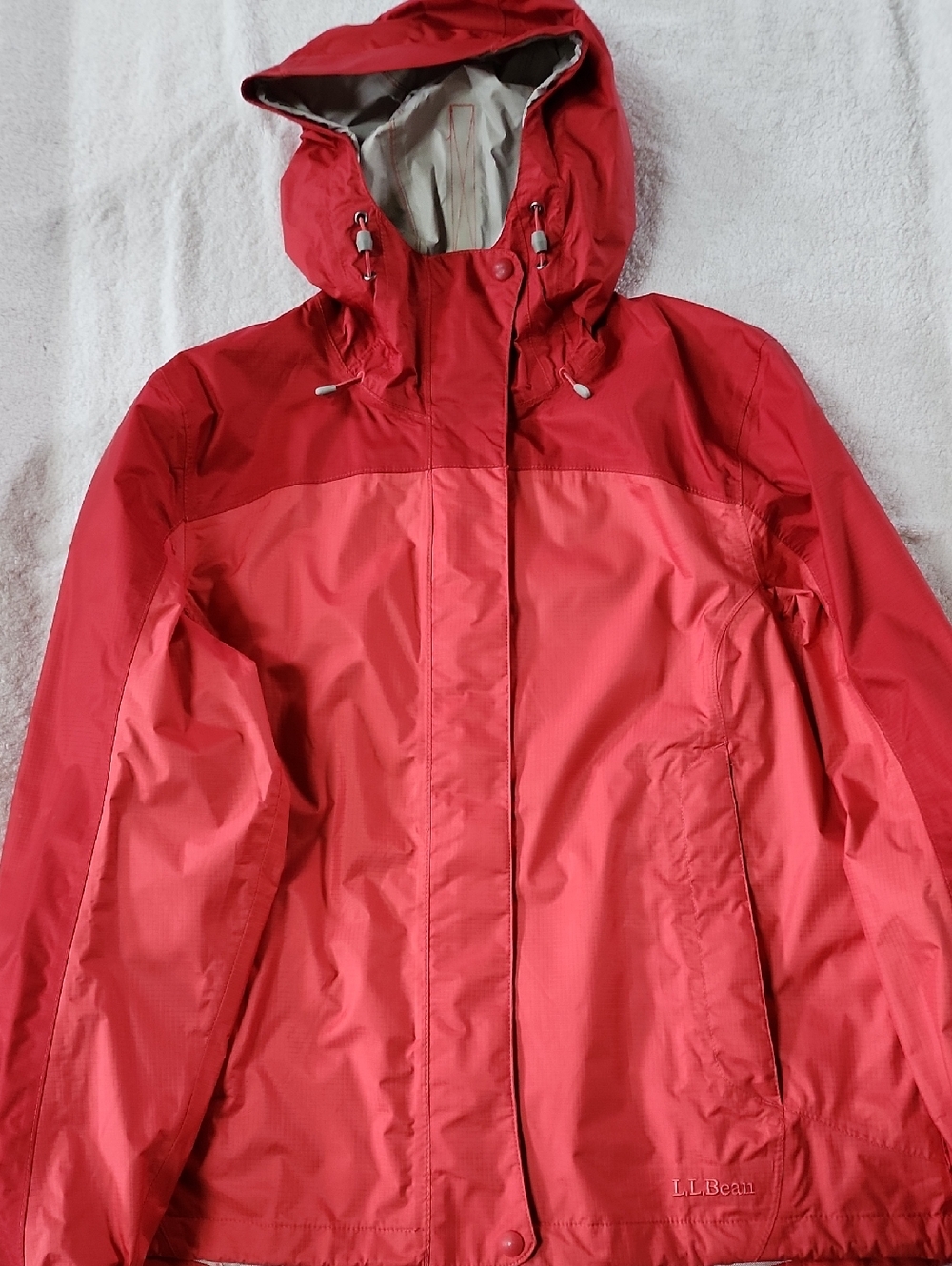 L.L. Bean Women's Red/Orange Hooded Windbreaker/Rain Jacket Size M Preowned